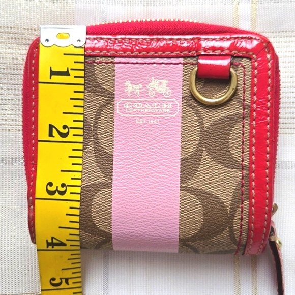 Coach Heritage Khaki Pink Stripe Wallet - Picture 16 of 16